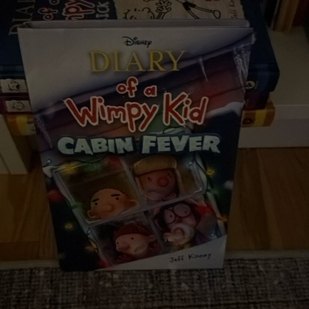 Cabin Fever (Special Disney+ Cover Edition) (Diary of a Wimpy Kid #6)