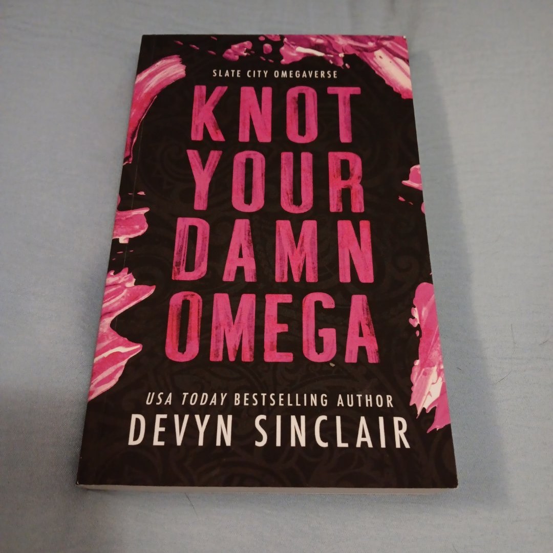 Knot Your Damn Omega (Alternate cover edition)
