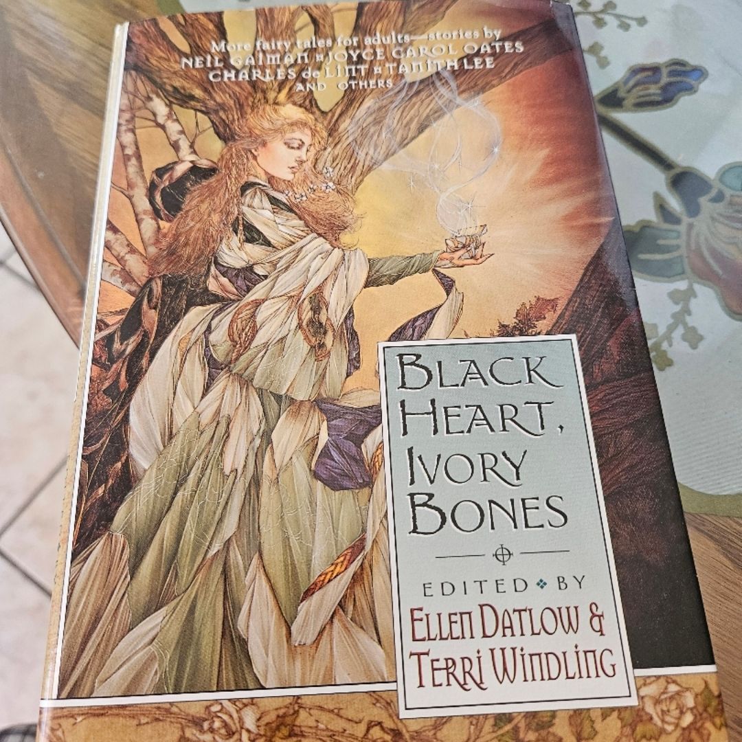 Black heart, Ivory Bones