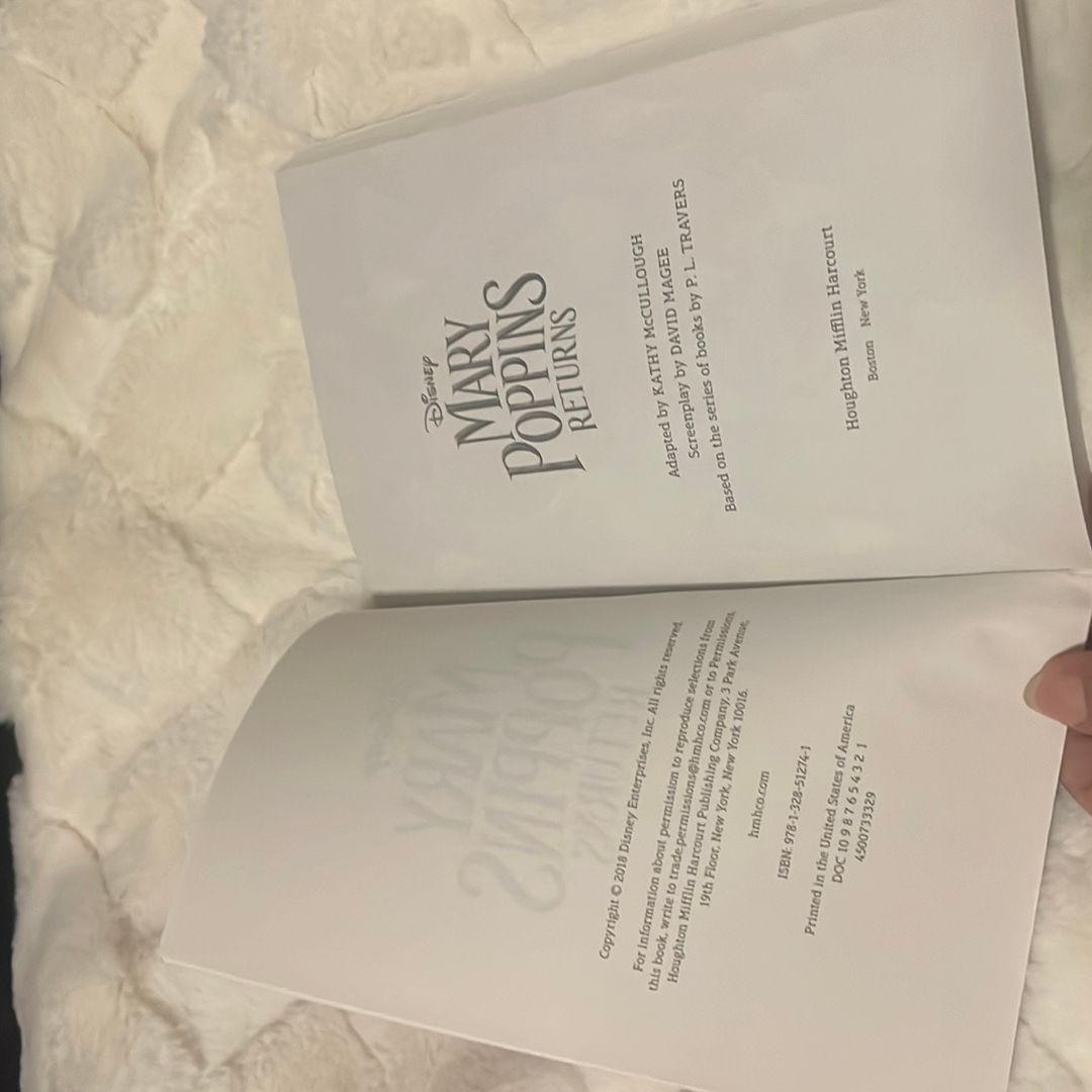 Mary Poppins Returns Deluxe Novelization