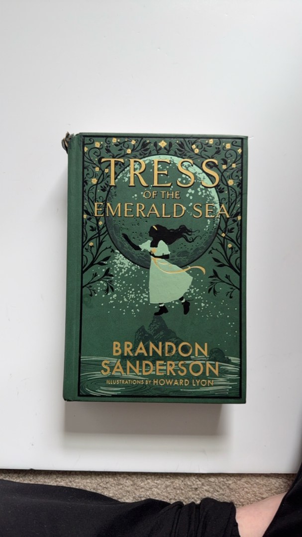 Tress of the Emerald Sea