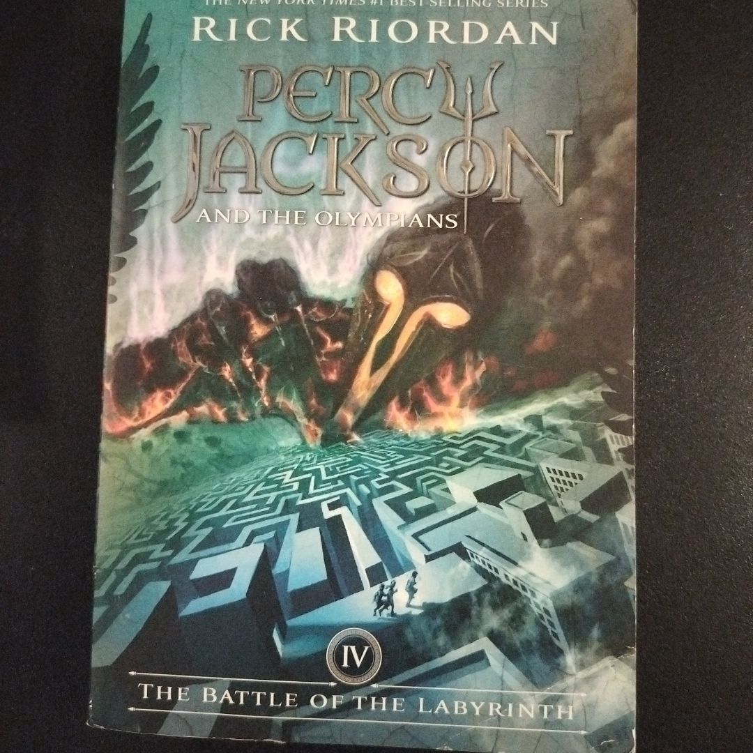 The Battle of the Labyrinth (Percy Jackson and the Olympians, Book Four)