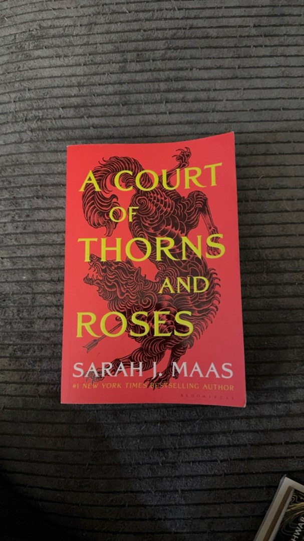 A Court of Thorns and Roses