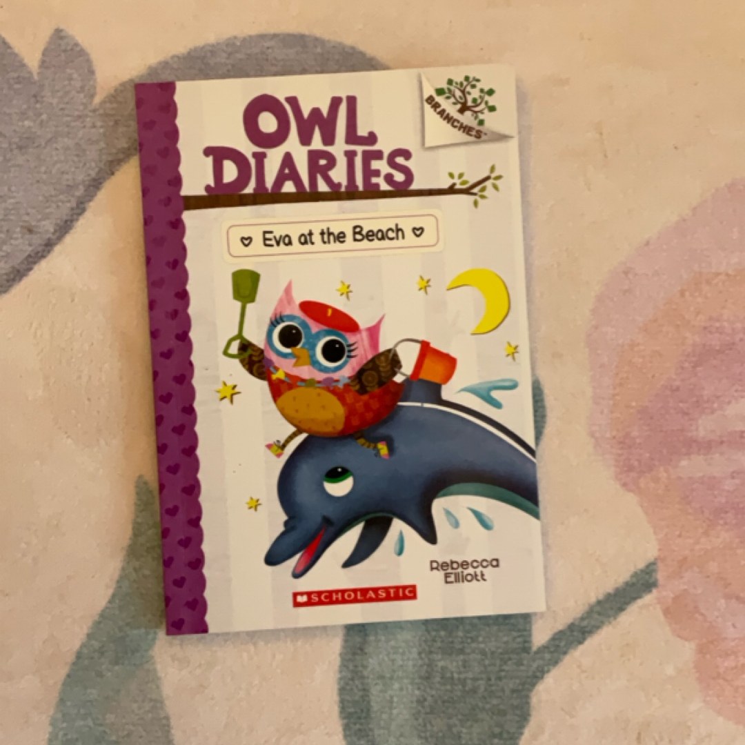 Eva at the Beach: a Branches Book (Owl Diaries #14)