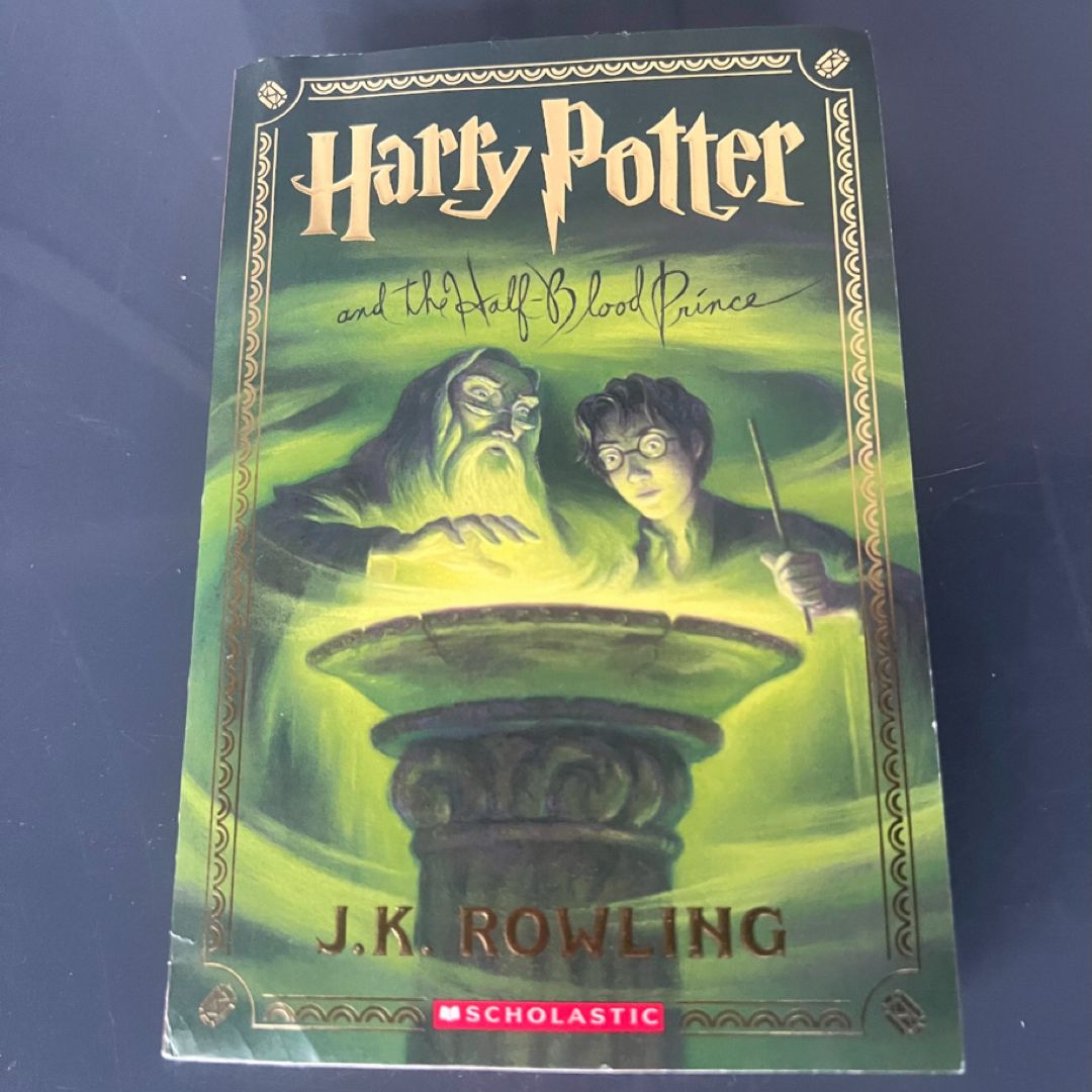 Harry Potter and the Half-Blood Prince (Harry Potter, Book 6)
