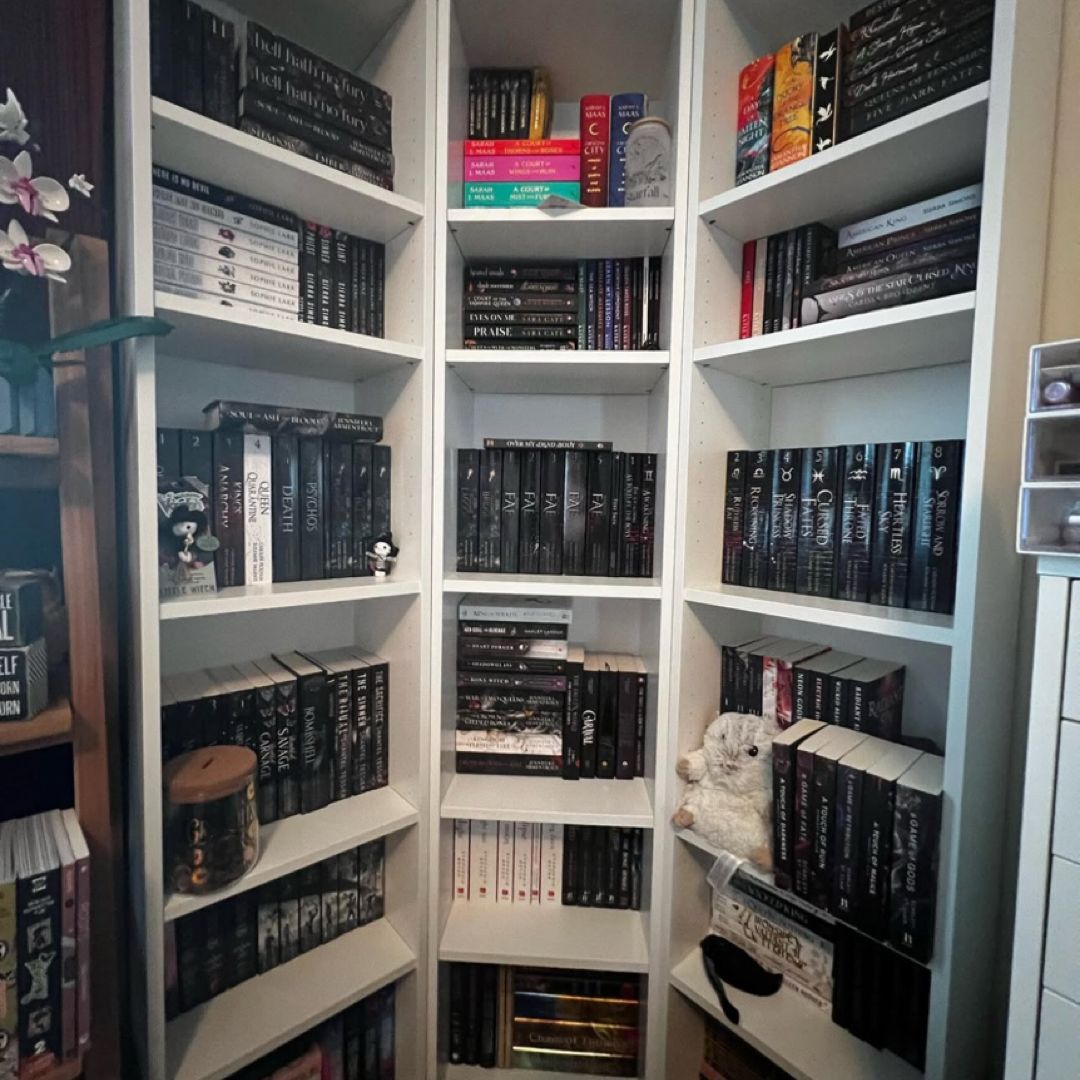 Danielle’s Book Nook