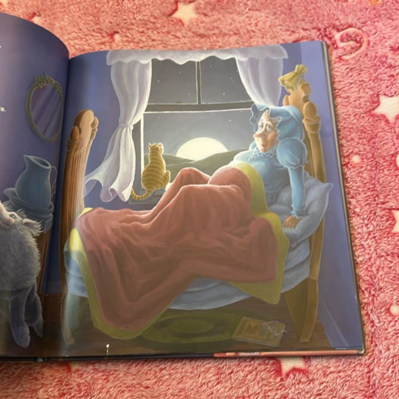 The Full Moon at the Napping House