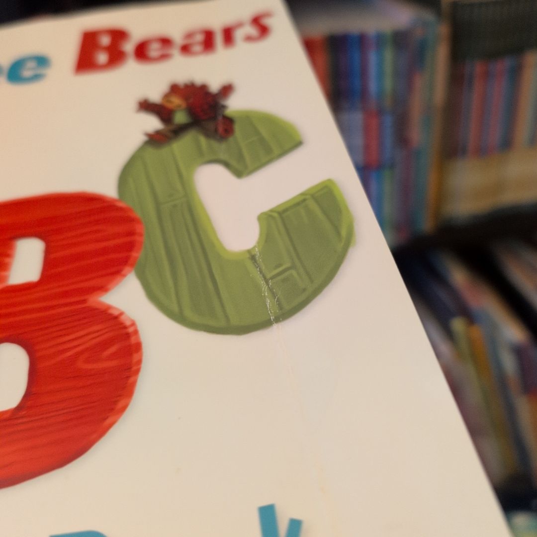The Three Bears ABC An Alphabet Book by Grace Maccarone
