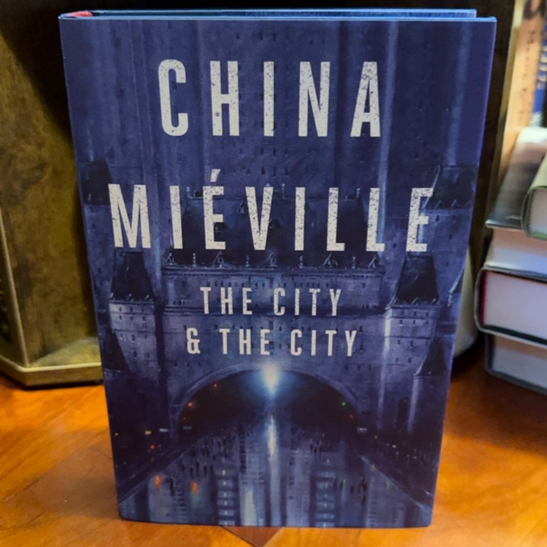 The City and the City (Broken Binding Special Edition)