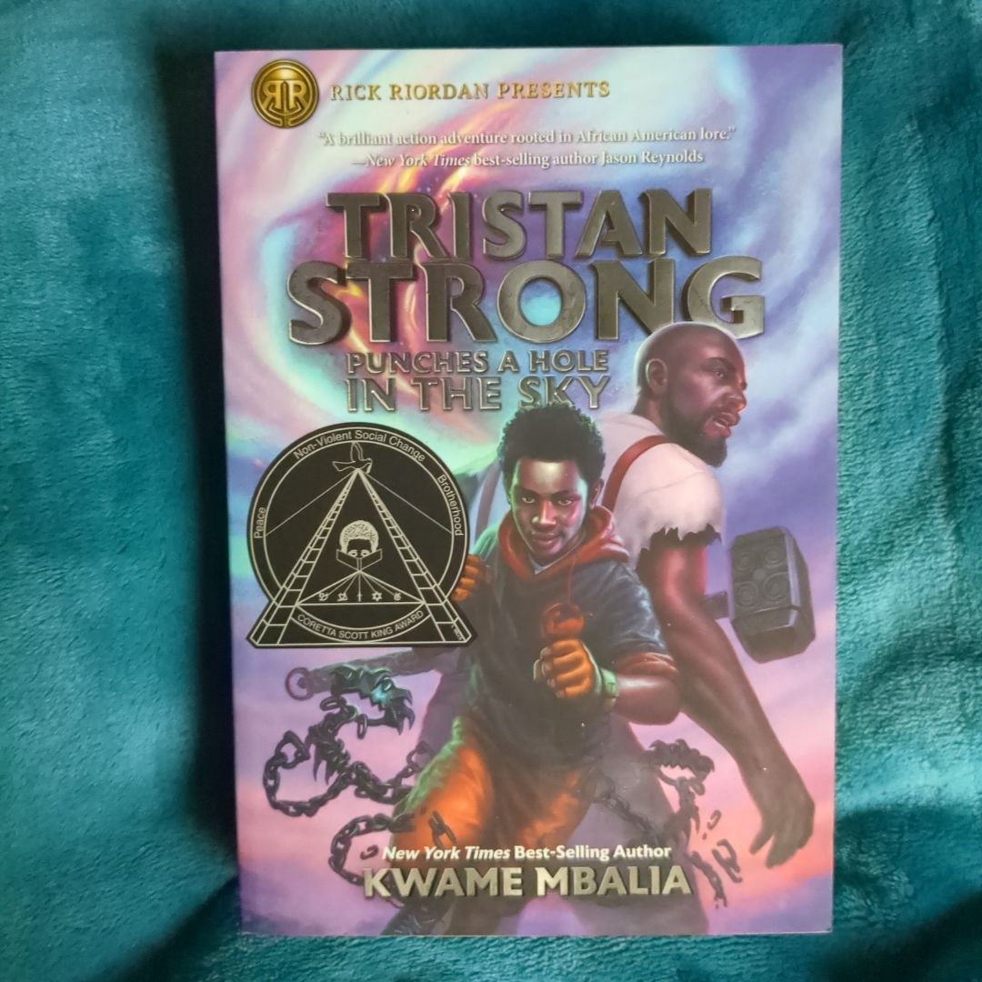 Tristan Strong Punches a Hole in the Sky (a Tristan Strong Novel, Book 1)