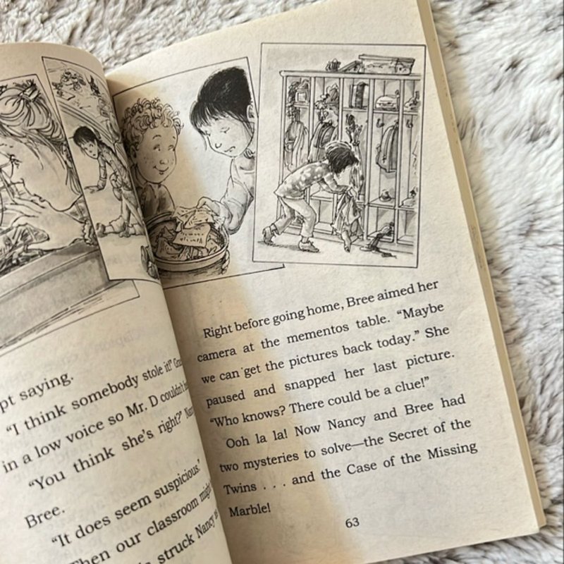 Fancy Nancy: Nancy Clancy, Super Sleuth