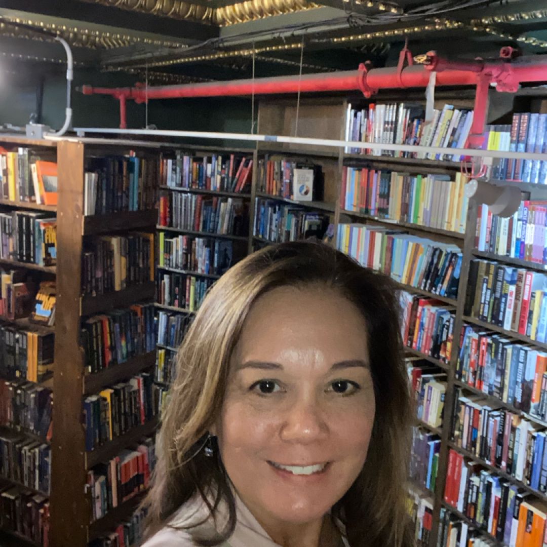 Laurie’s Little Book Nook