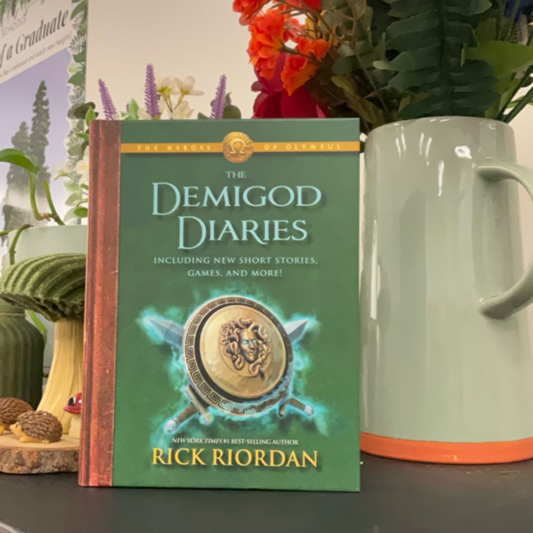 The Heroes of Olympus the Demigod Diaries (the Heroes of Olympus, Book 2)