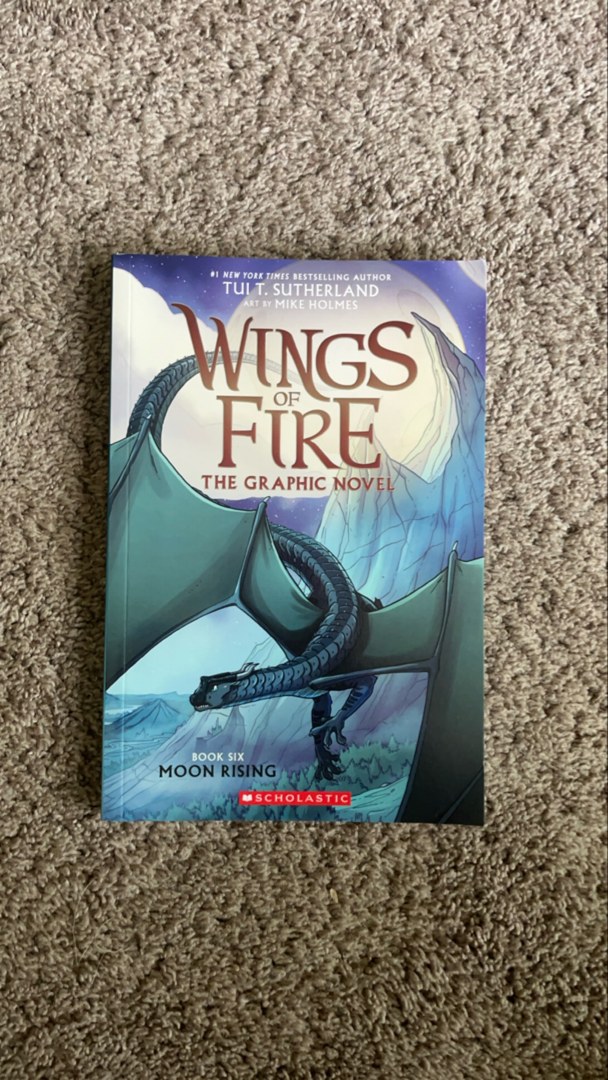 Moon Rising: a Graphic Novel (Wings of Fire Graphic Novel #6)