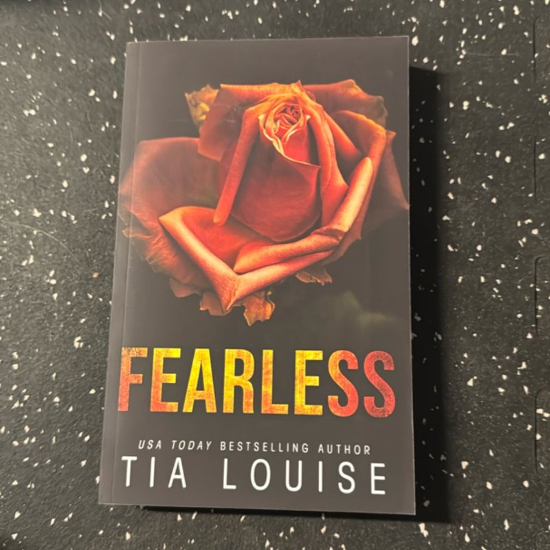 Fearless by Tia Louise, Paperback | Pangobooks