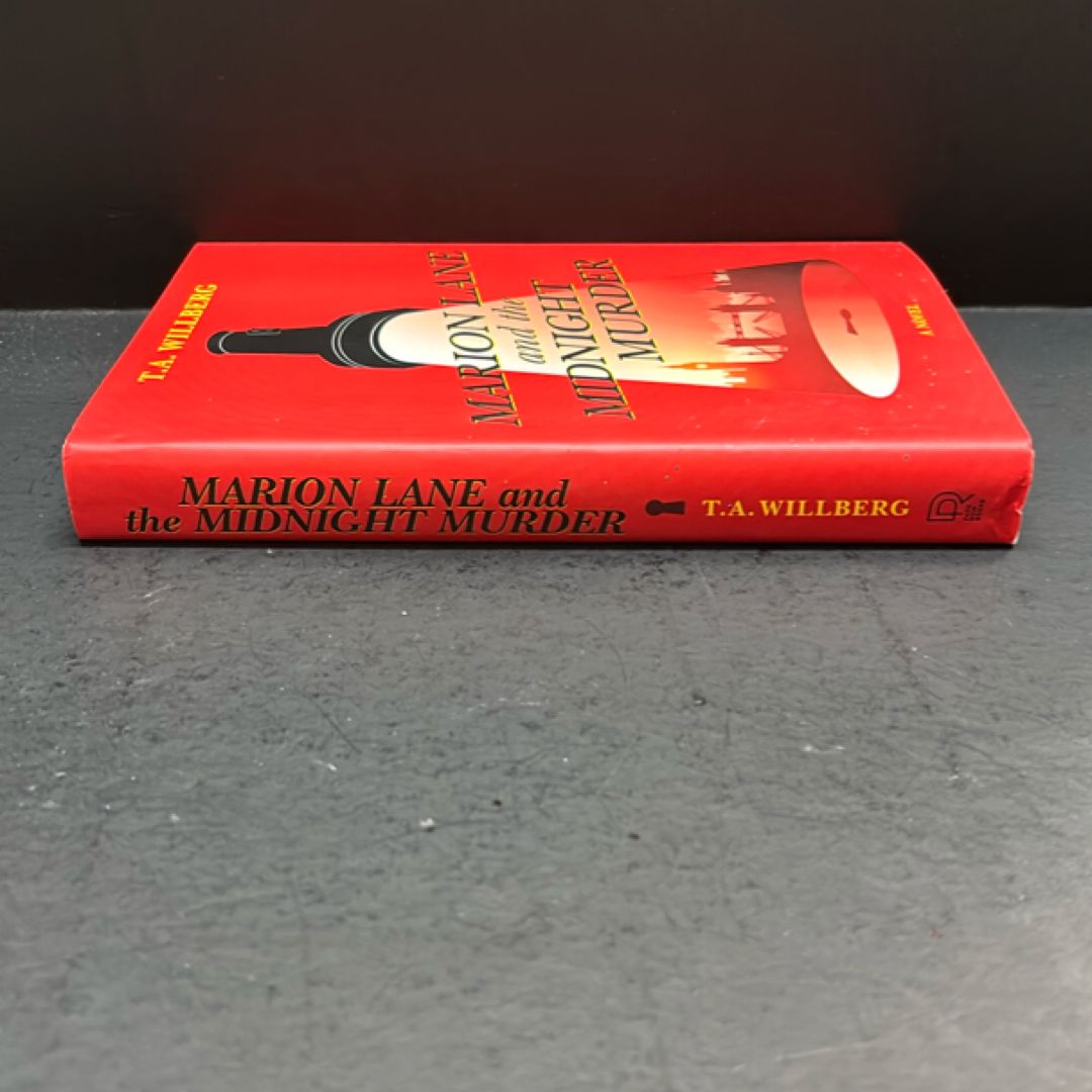 Marion Lane and the Midnight Murder