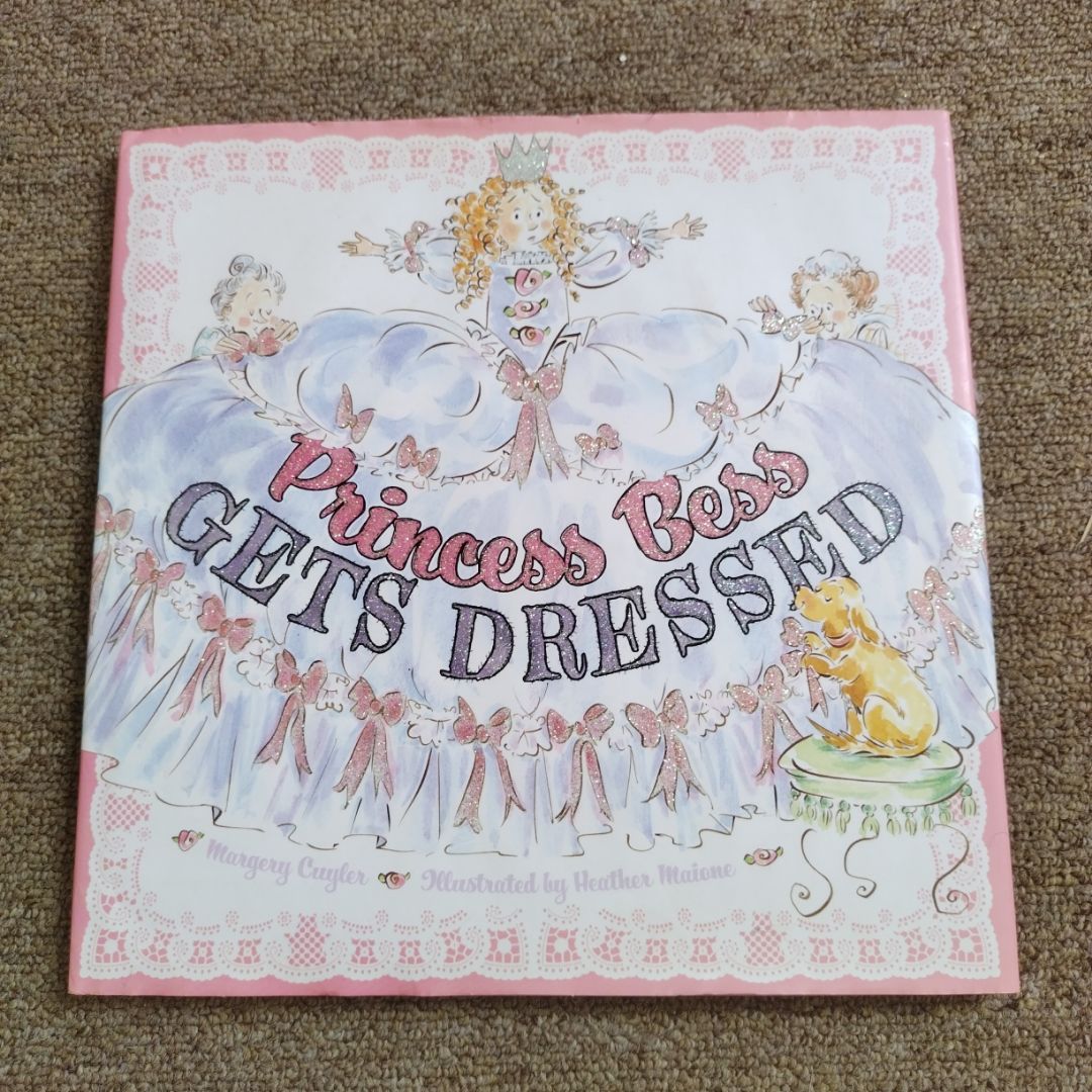 princess bess gets dressed My Lady Jane: Bess and the Throne's Dilemma