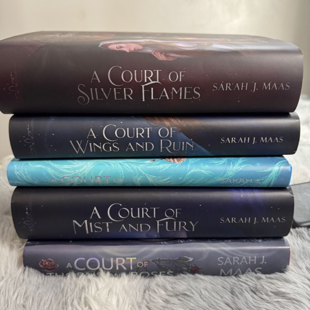 ACOTAR 1-5 Special Dust Jackets and ACOMAF overlays by Sarah J Maas ...