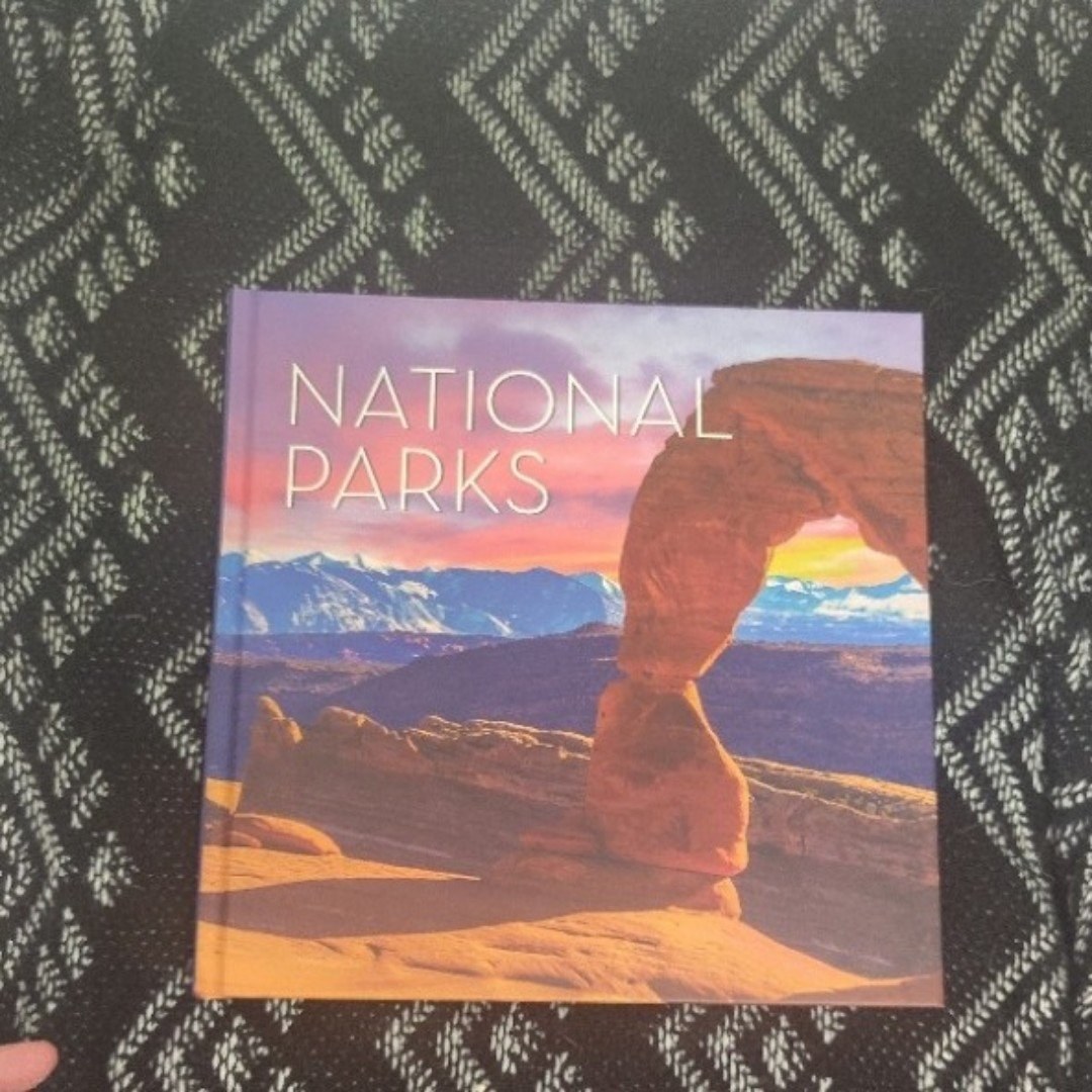National Parks Illustrated Photo Travel Book Yellowstone Zion USA Parks