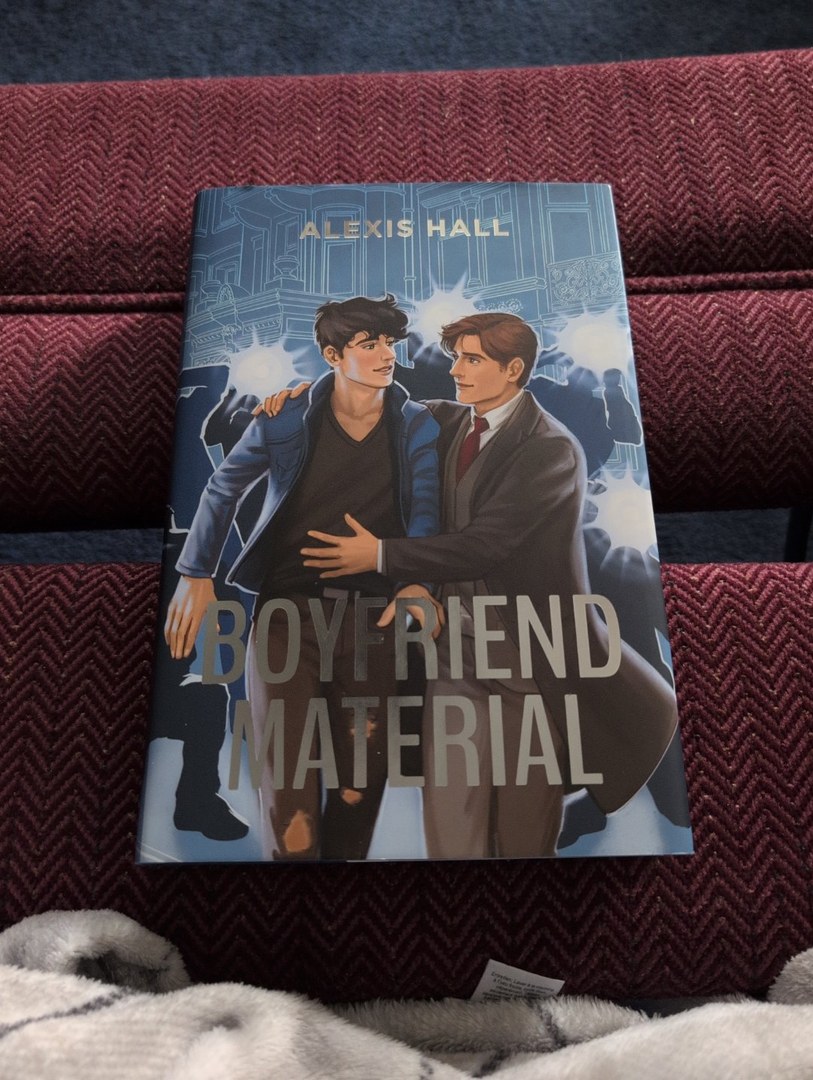 Boyfriend material (afterlight) 