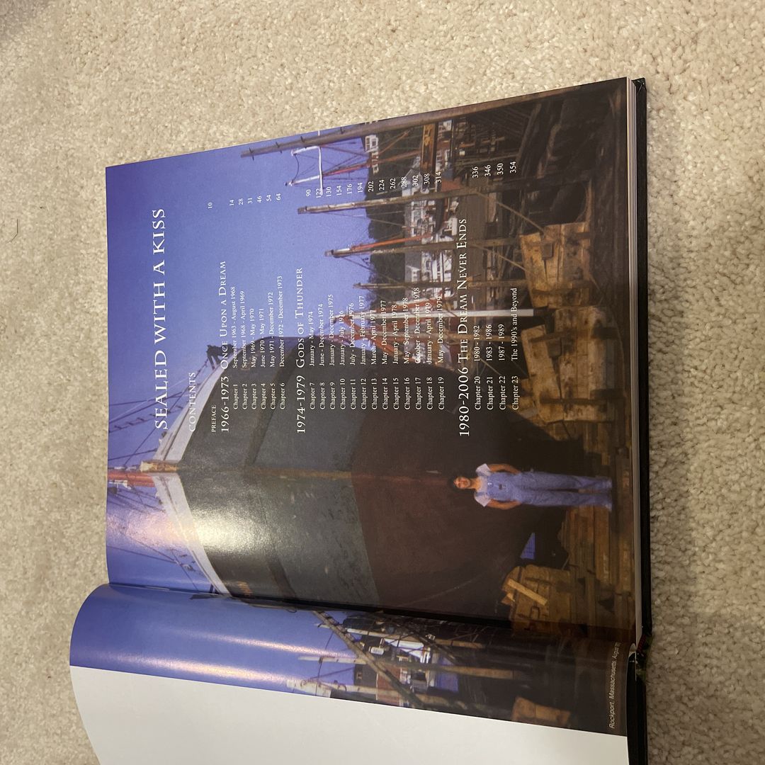 Sealed With a Kiss by Lydia Criss, Hardcover | Pangobooks