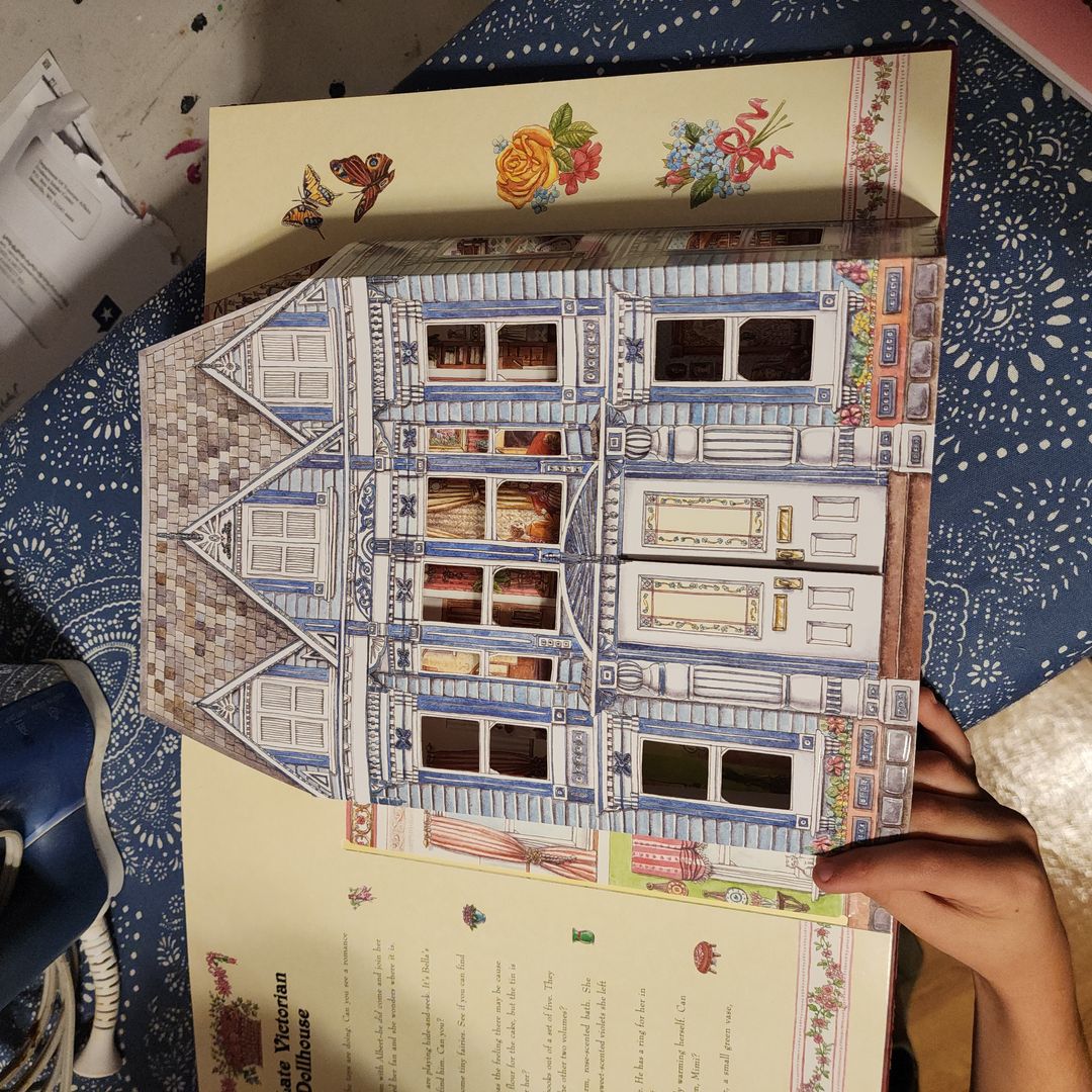 The Enchanted Dolls' House by Robyn Johnson, Hardcover | Pangobooks