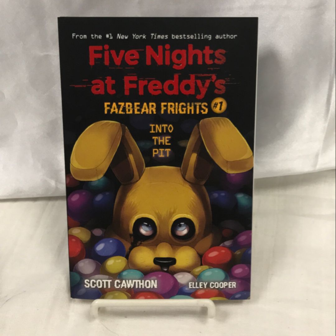 Five Nights at Freddy's Fazbear Frights Four Book Boxed Set