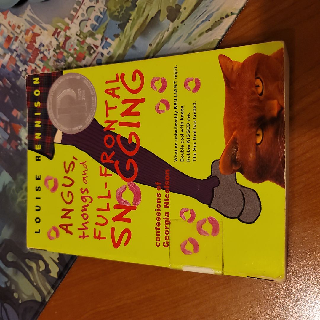 Angus, Thongs and Full-Frontal Snogging