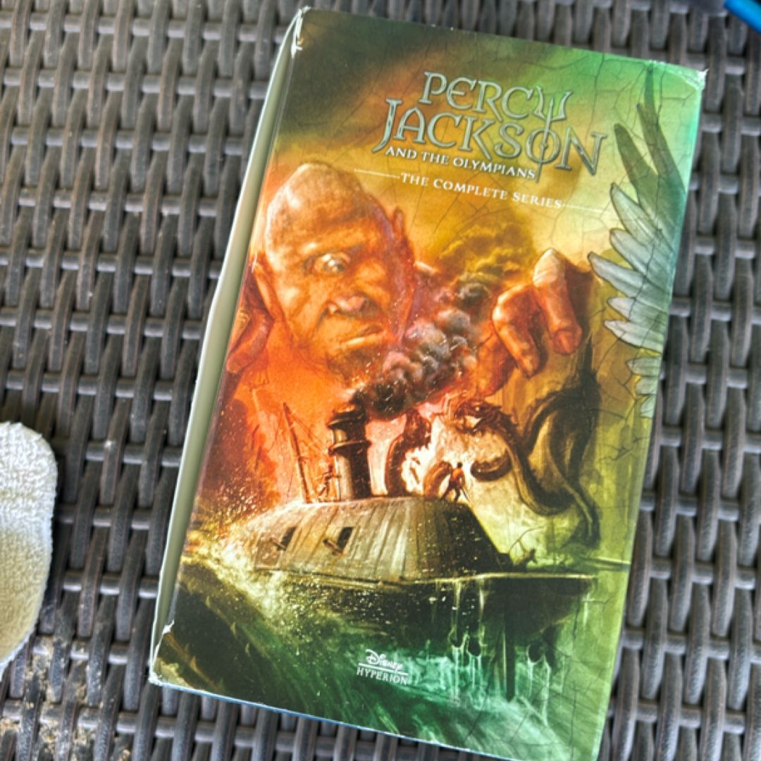 Percy Jackson and the Olympians 5 Book Paperback Boxed Set (new Covers W/poster)