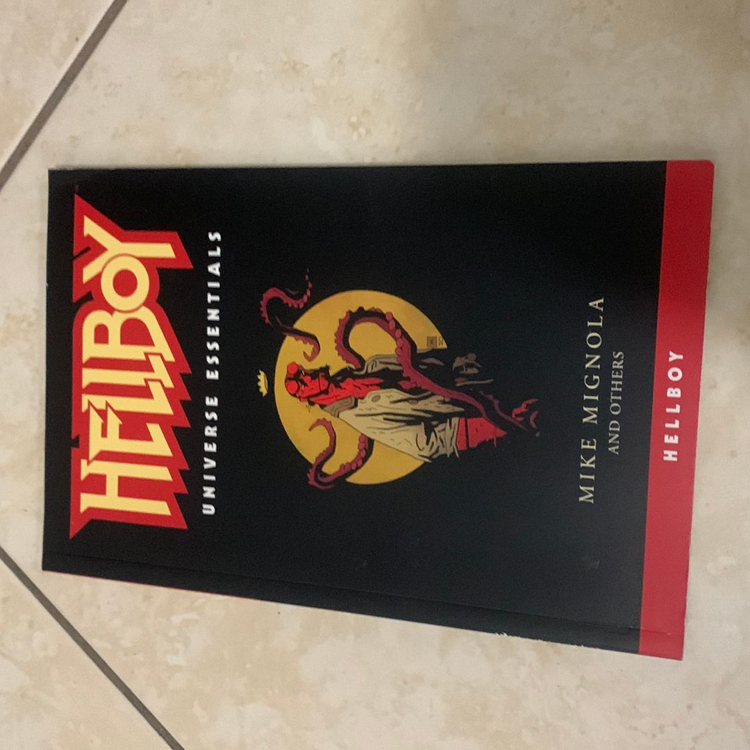 Hellboy Universe Essentials: Hellboy