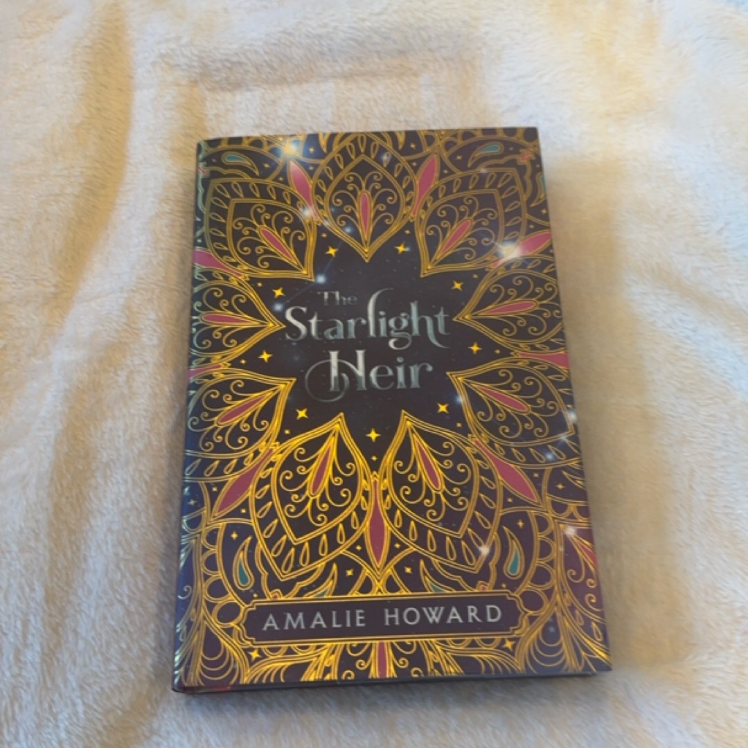 SIGNED Fairyloot - The Starlight Heir