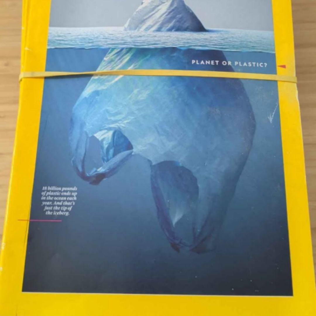 15 National Geographic Magazines 