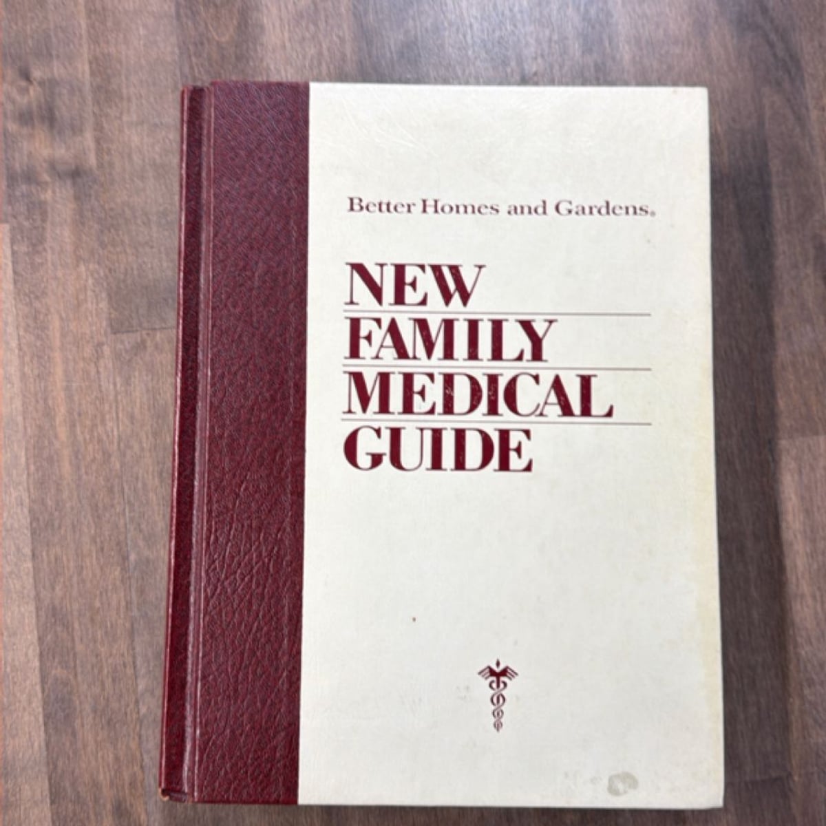 New Family Medical Guide by Better Homes and Gardens Editors