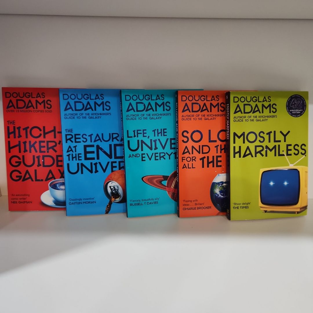 Douglas Adams Pan Boxset - the Hitchhiker's Guide to the Galaxy Book 1-5