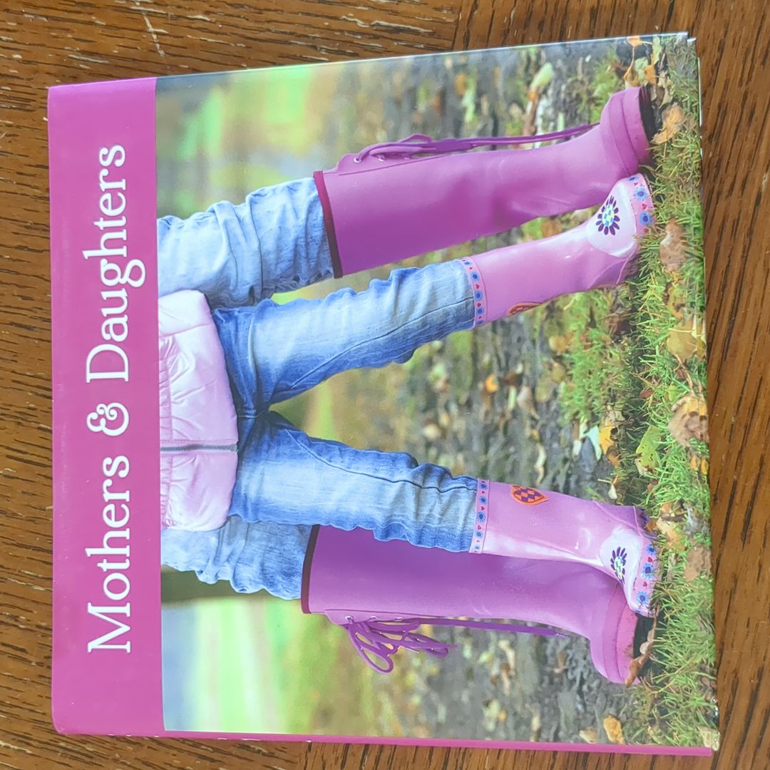 Mothers and Daughters (Gift Book)