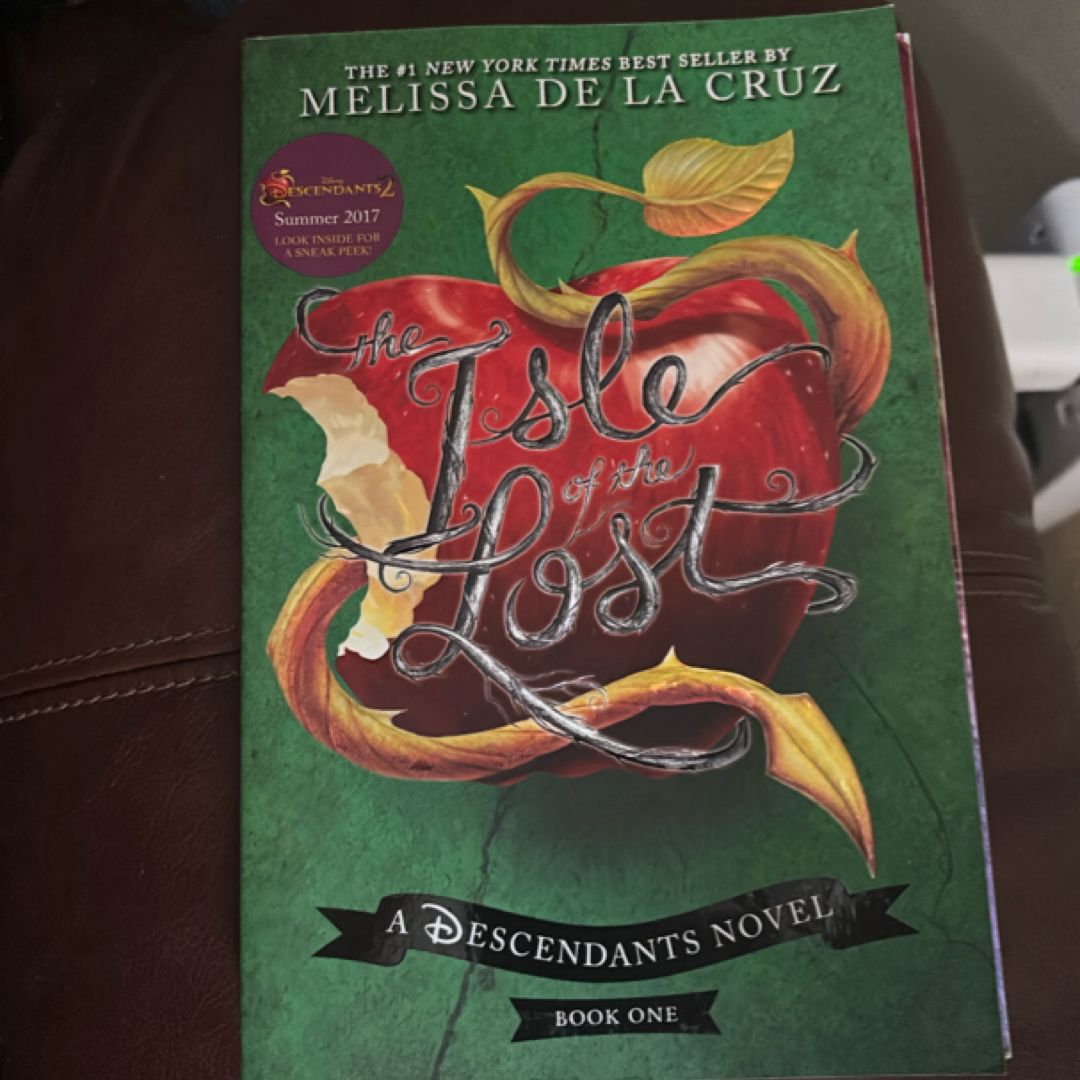 The Isle of the Lost (a Descendants Novel, Book 1)
