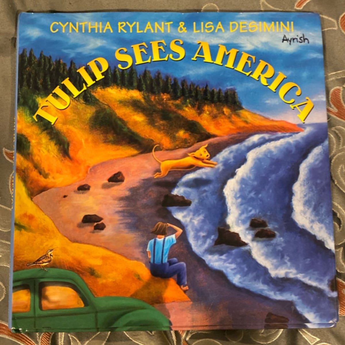 Tulip Sees America by Cynthia Rylant