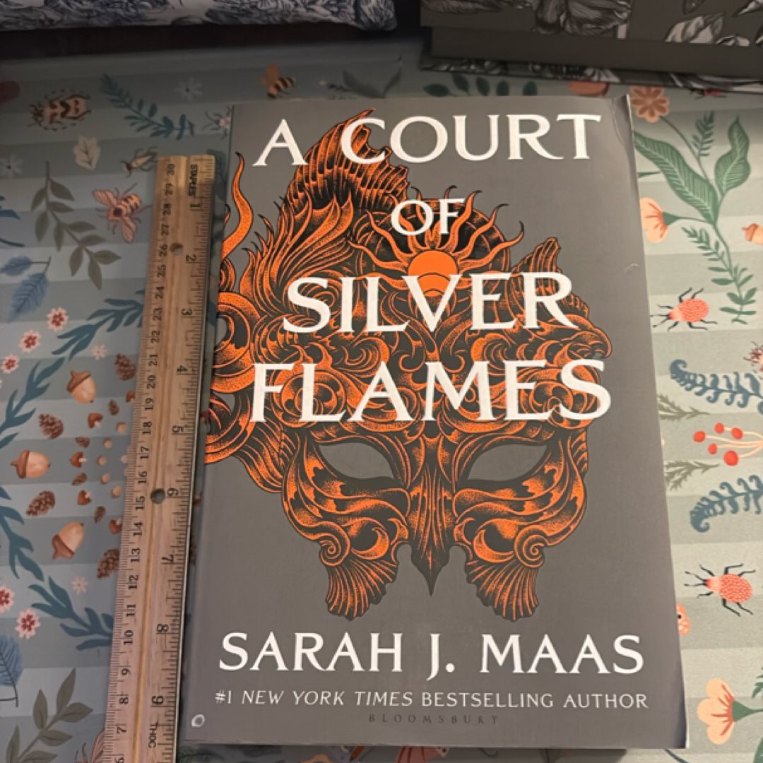 UK Large Paperback A Court of Silver Flames