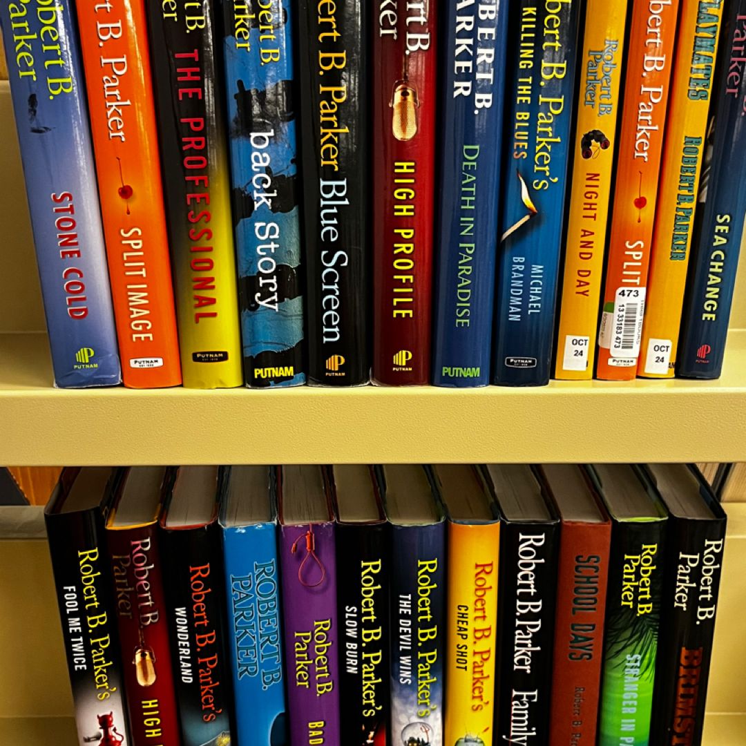 Robert b Parker book lot of 24 **Very New**