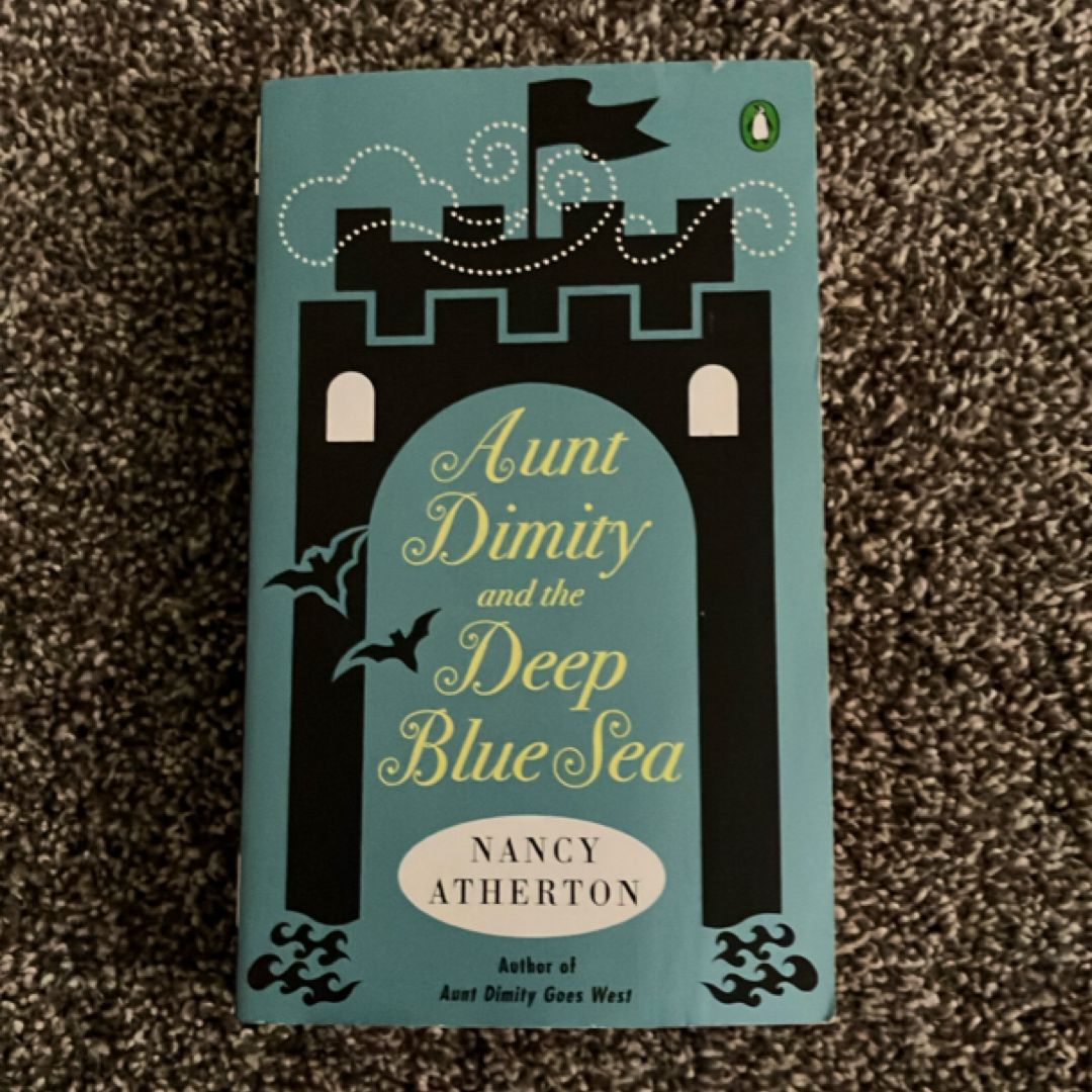 Aunt Dimity and the Deep Blue Sea