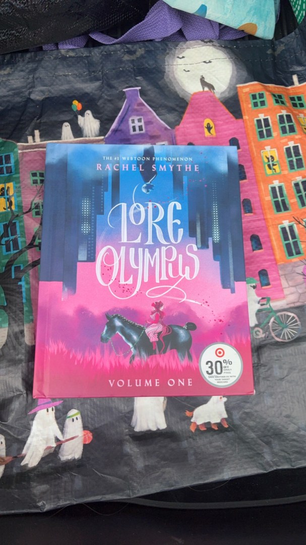 Lore Olympus: Volume One