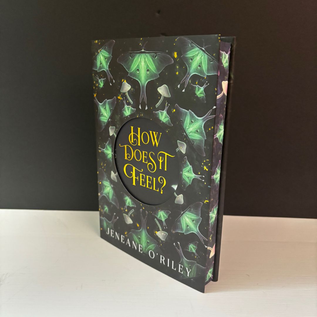 How Does It Feel - Bookish Box Edition