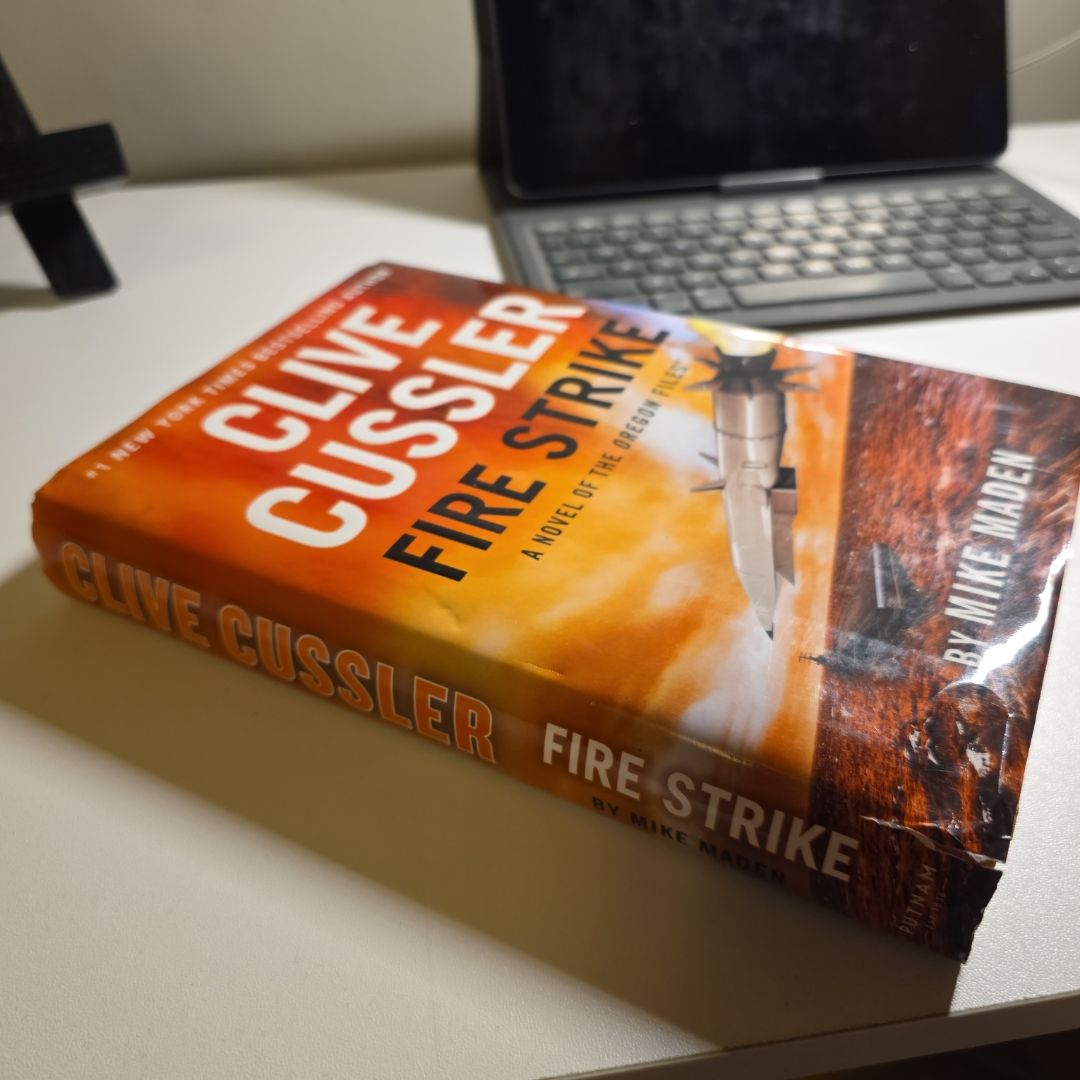 Clive Cussler Fire Strike