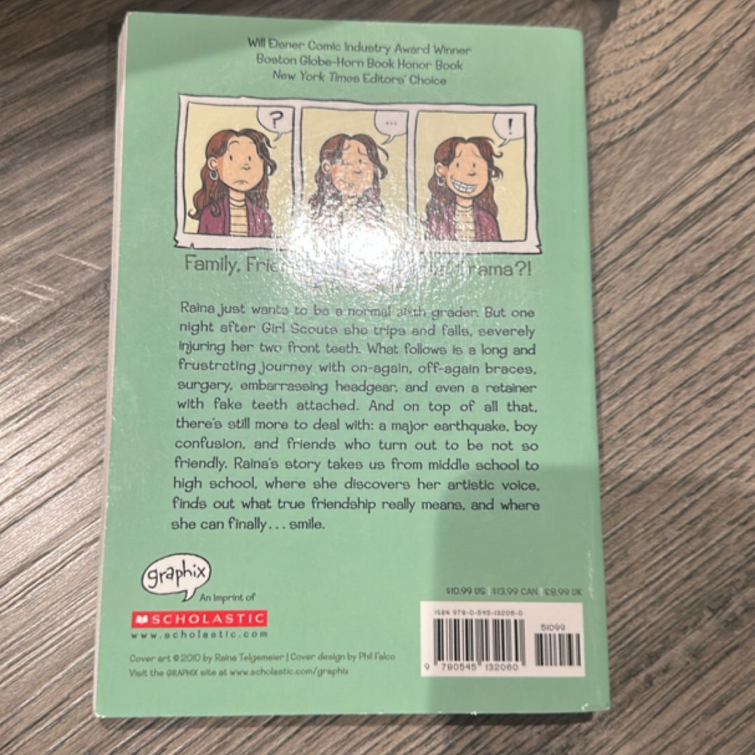 Smile series by Raina Telgemeier, Paperback | Pangobooks