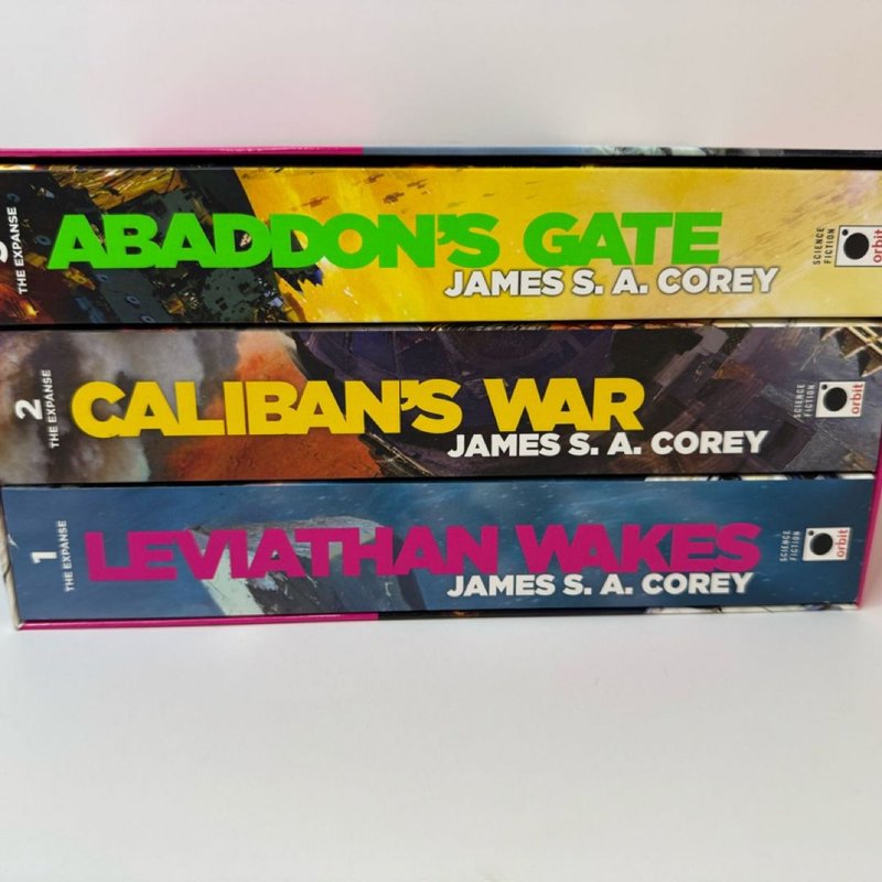 The Expanse Boxed Set: Leviathan Wakes, Caliban's War and Abaddon's Gate