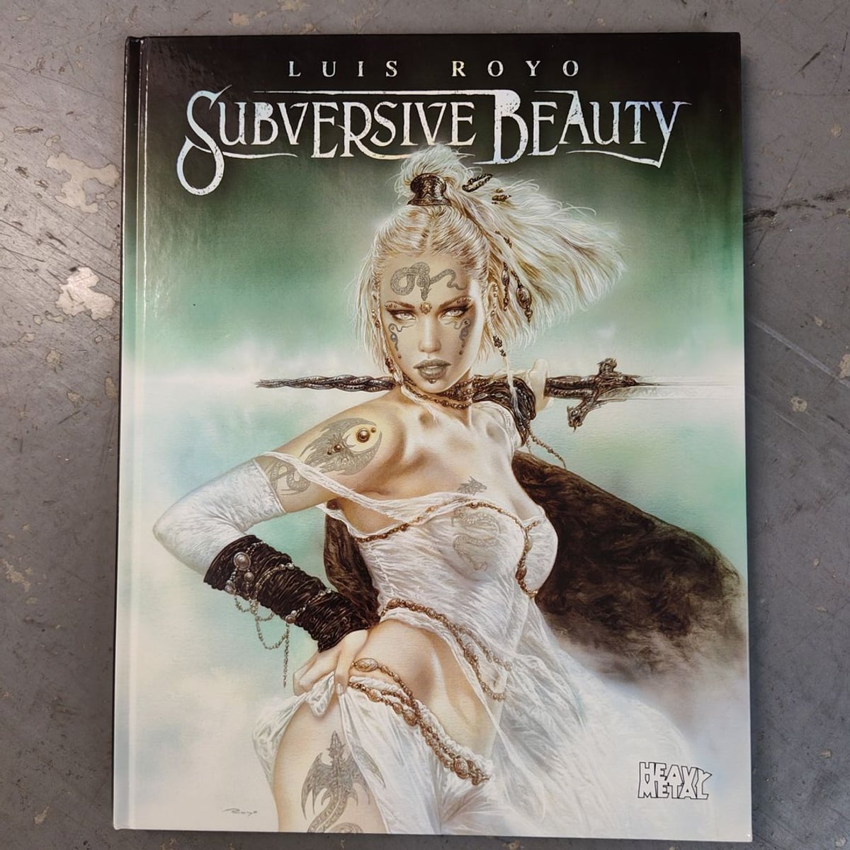 洋書 Luis Royo SUBVERSIVE BEAUTY Subversive Beauty by Luis Royo
