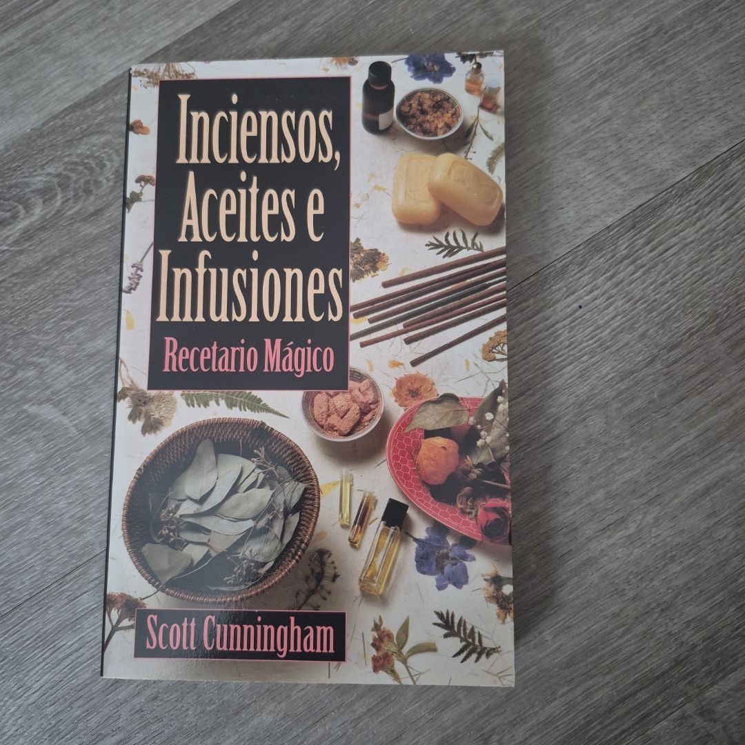 The Complete Book of Incense, Oils and Brews