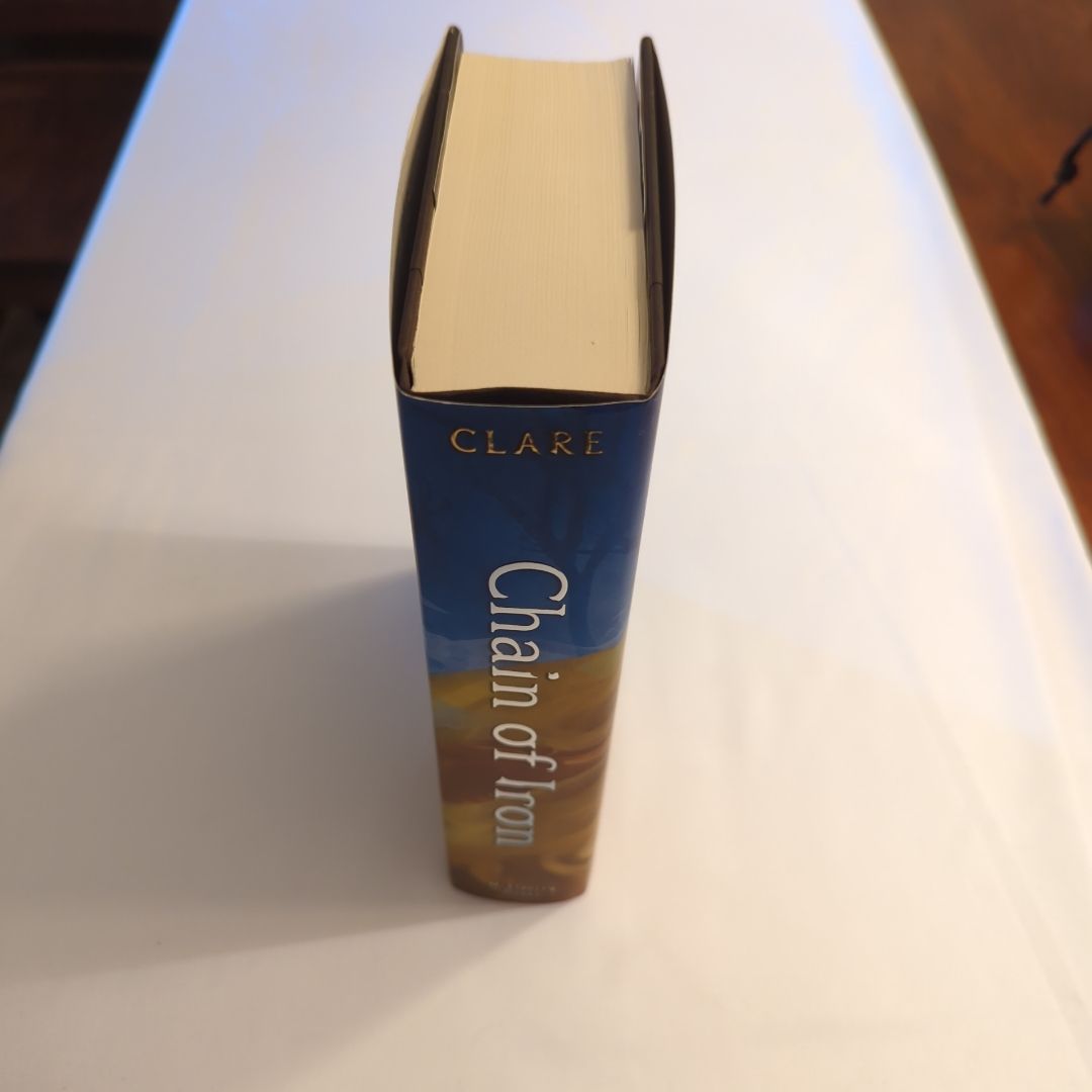 **FIRST COLLECTOR'S EDITION** Chain of Iron