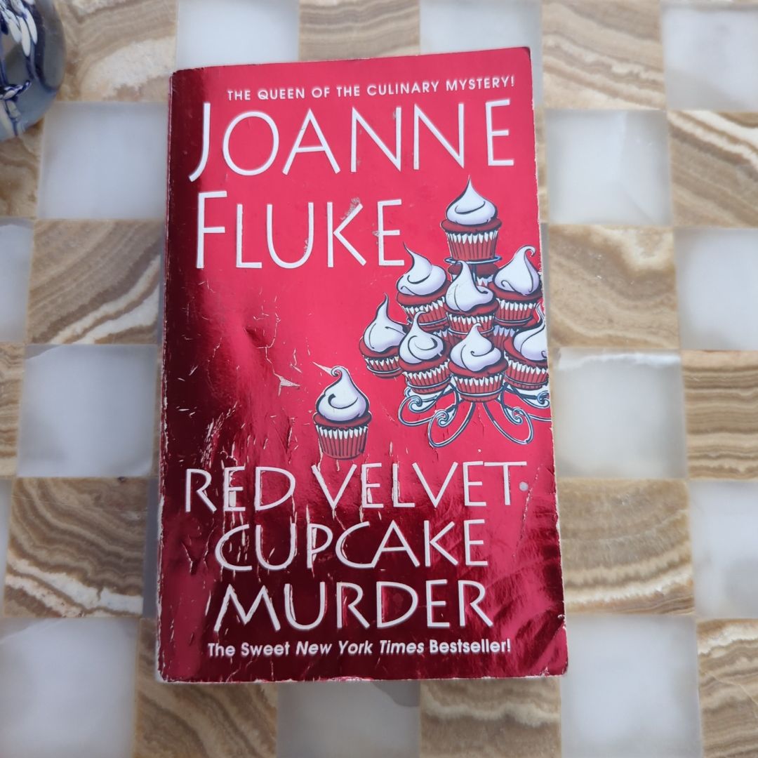 Red Velvet Cupcake Murder