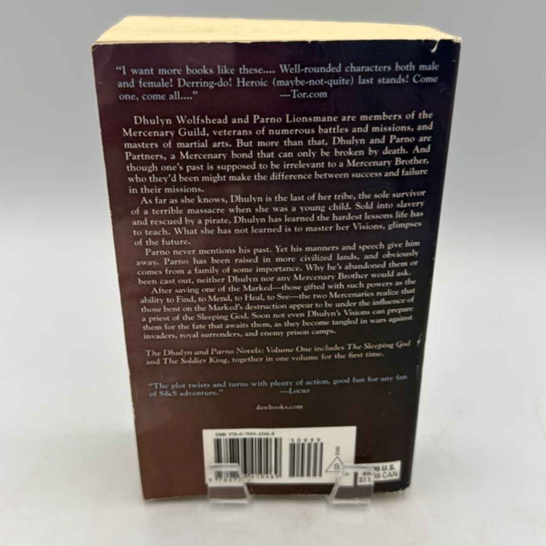 The Dhulyn and Parno Novels: Volume One